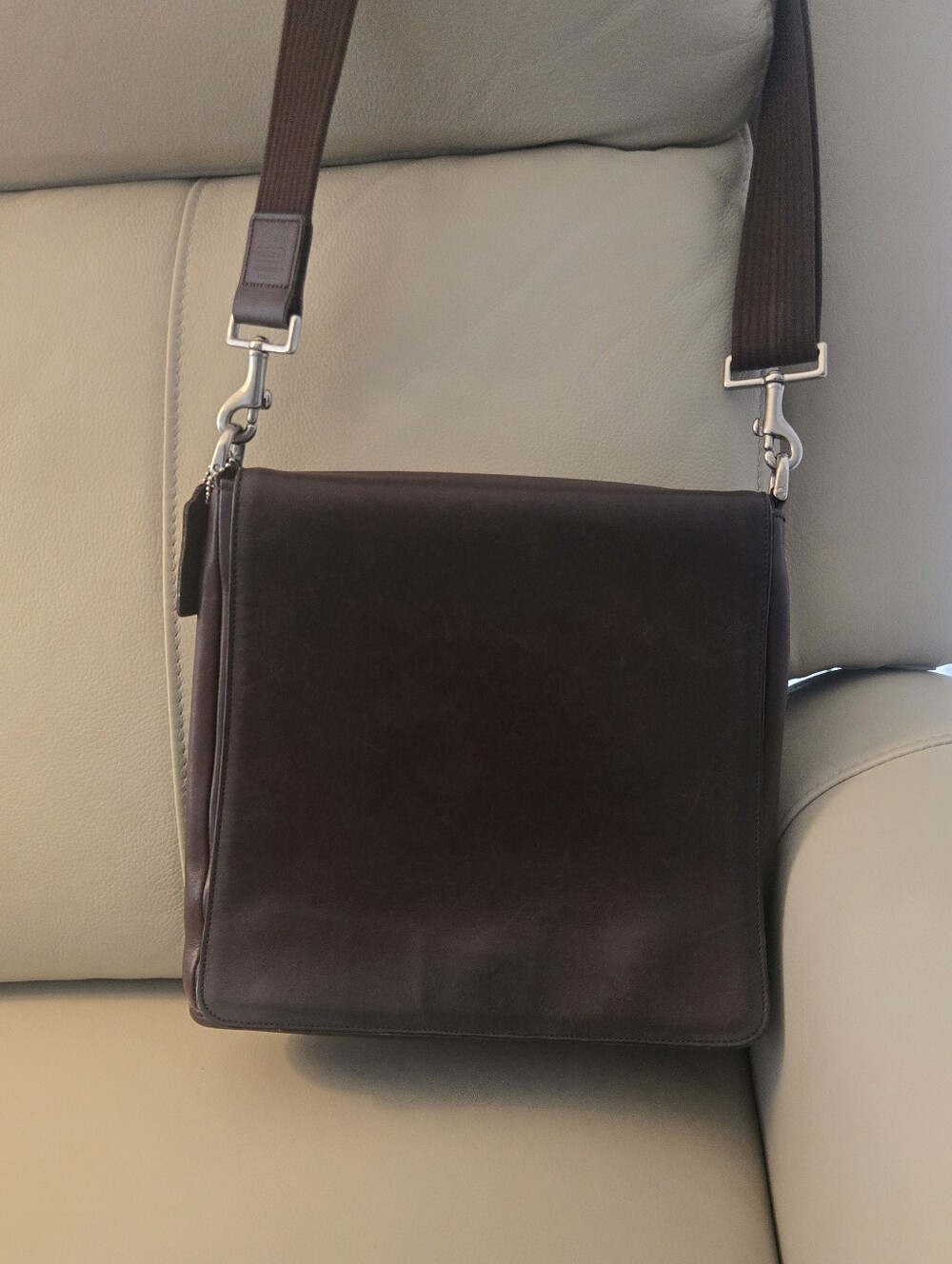 Vintage Coach Metro Flap Crossbody Bag In Deep Mahogany Brown